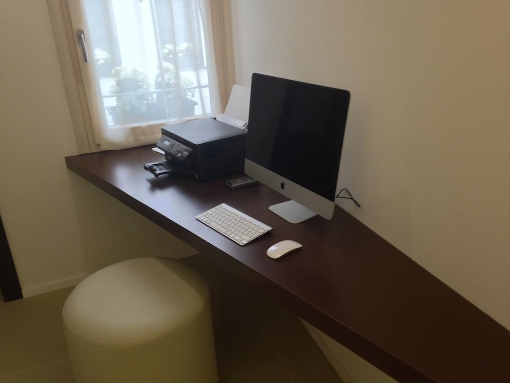 פררה Borgoleoni 18 - Room And Breakfast מראה חיצוני תמונה