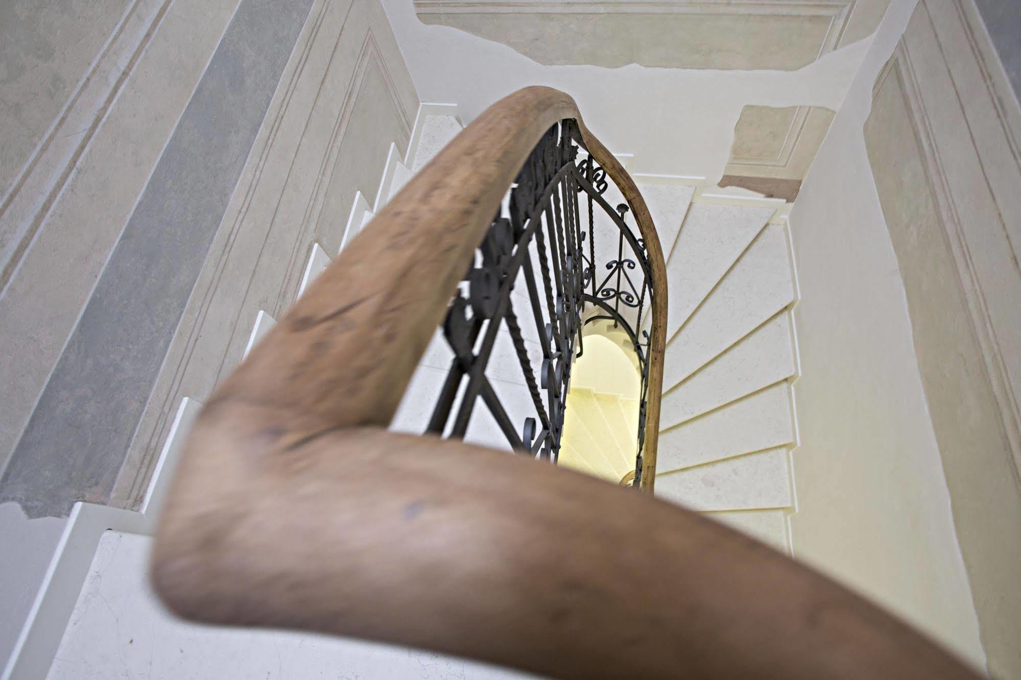 פררה Borgoleoni 18 - Room And Breakfast מראה חיצוני תמונה